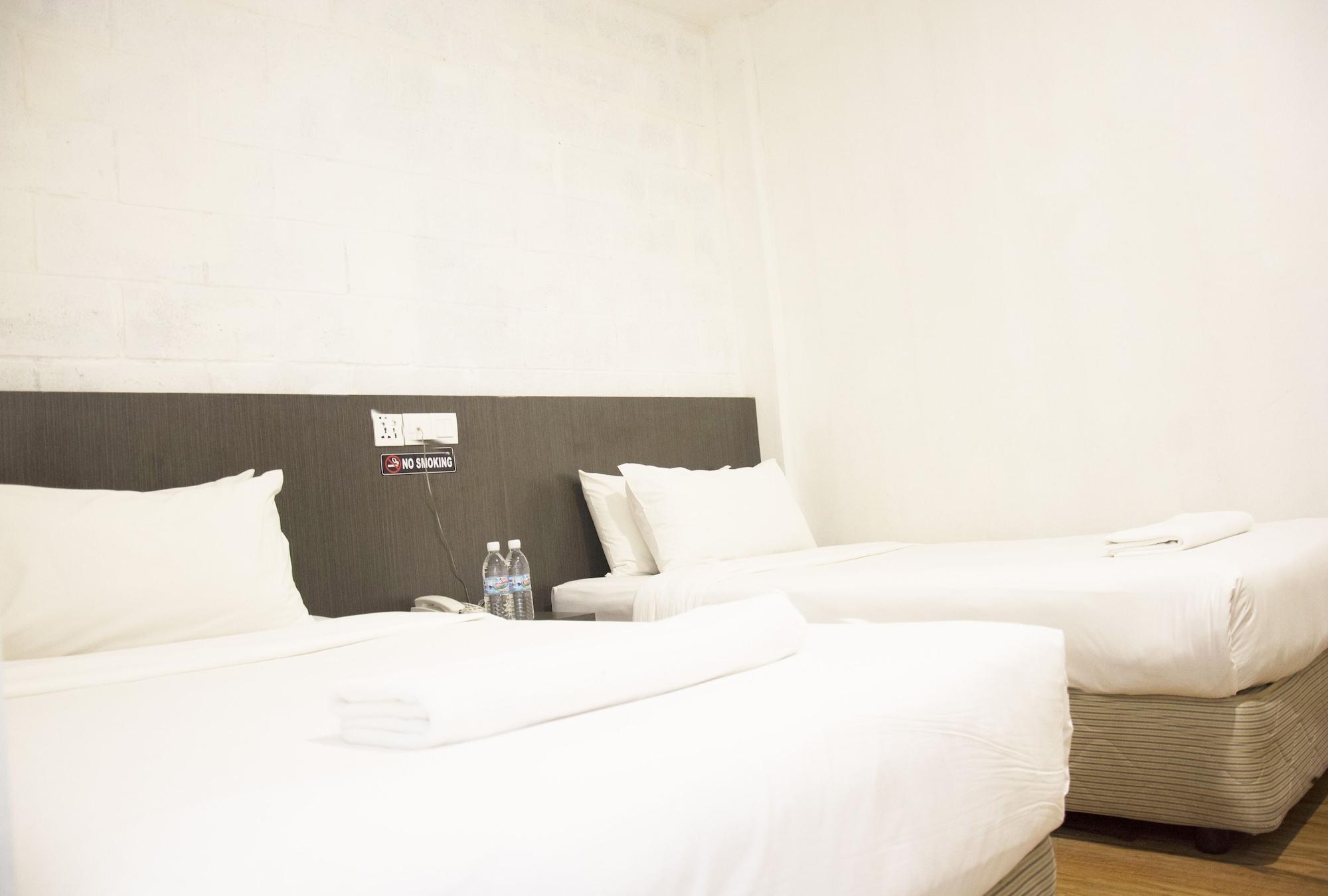 קוטה קינבלו Promenade Service Apartment מראה חיצוני תמונה