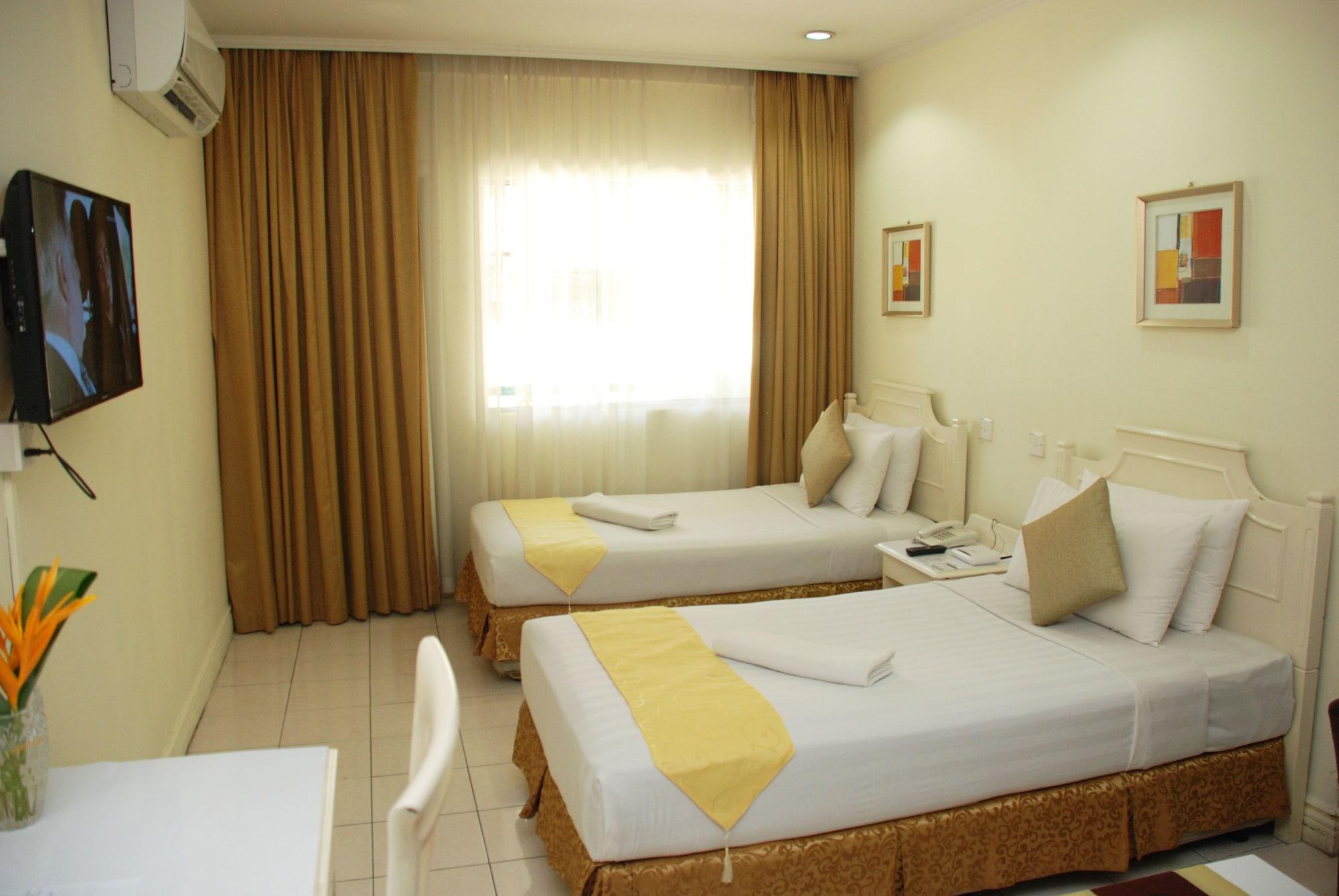 קוטה קינבלו Promenade Service Apartment מראה חיצוני תמונה