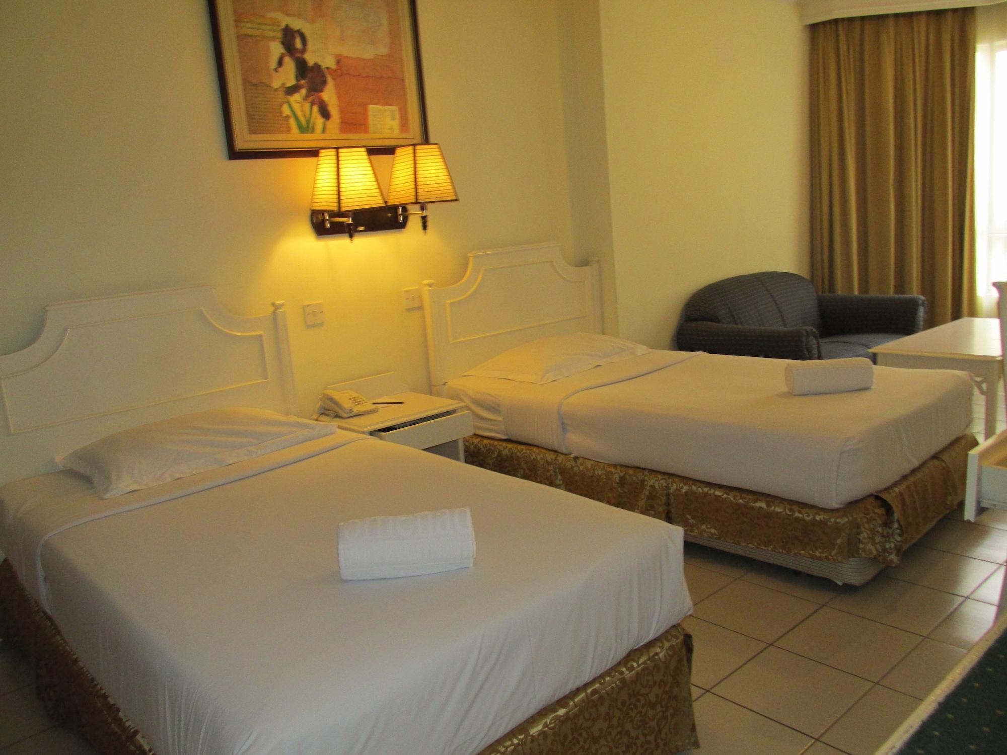 קוטה קינבלו Promenade Service Apartment מראה חיצוני תמונה
