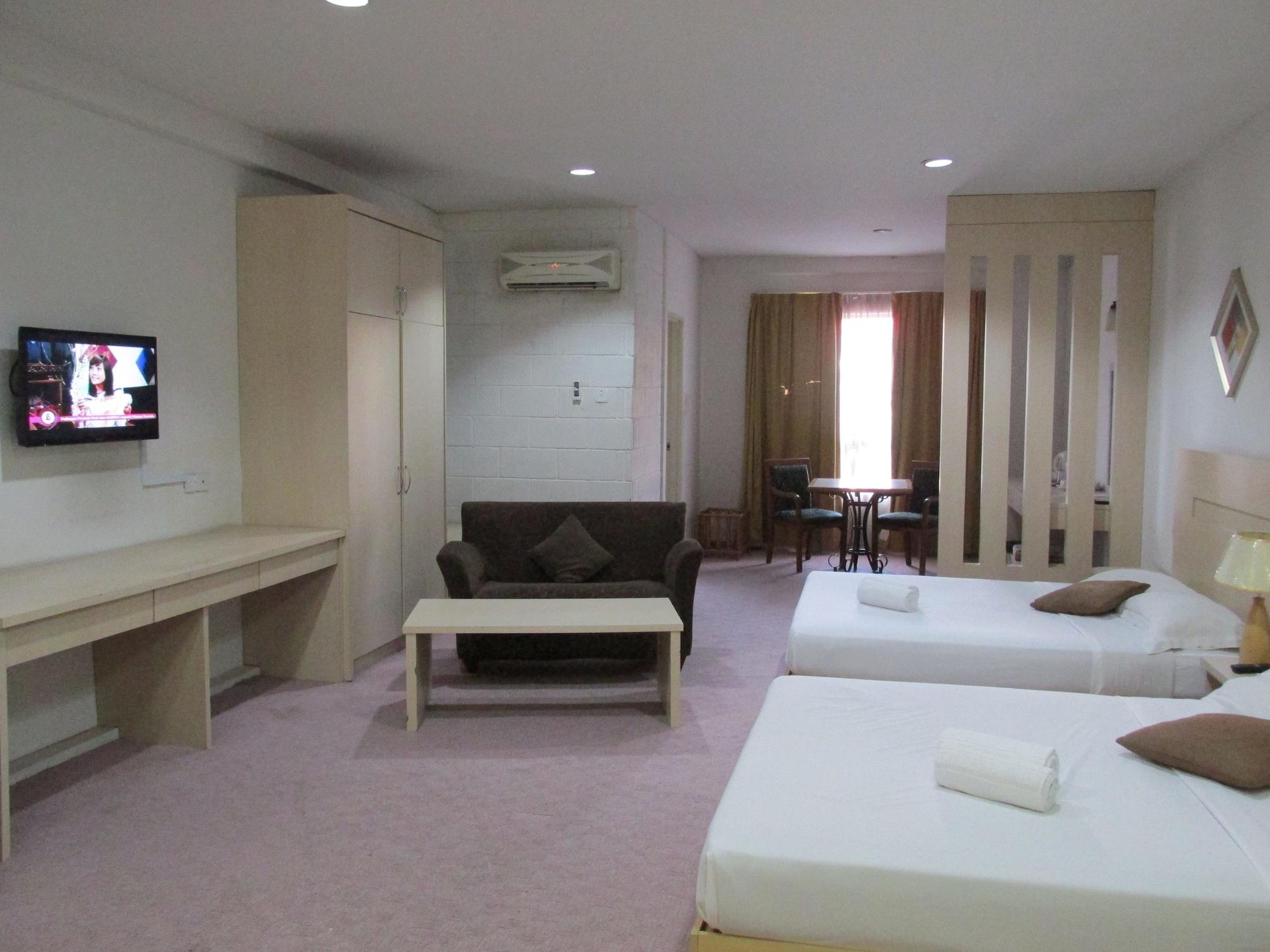 קוטה קינבלו Promenade Service Apartment מראה חיצוני תמונה