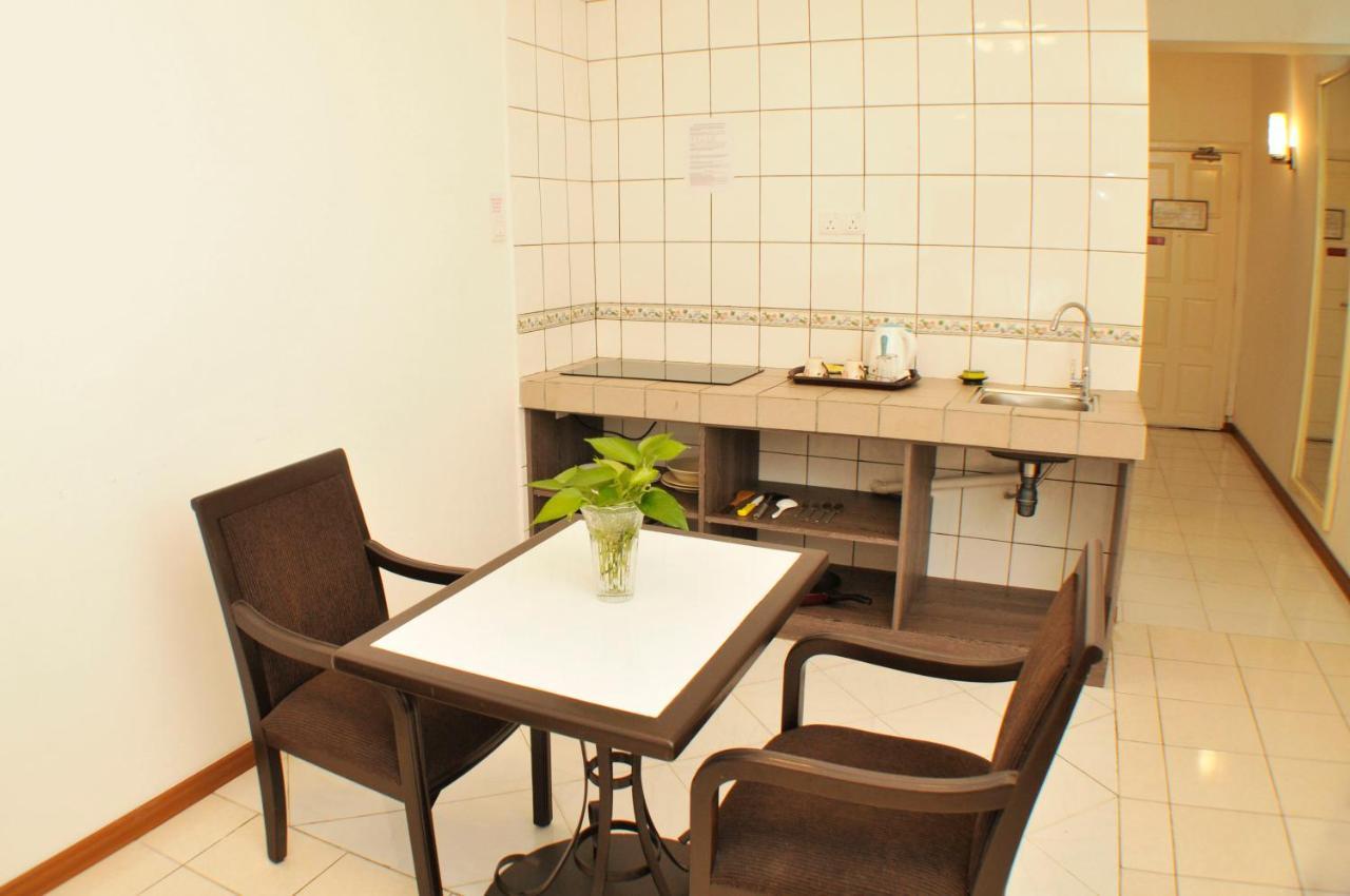 קוטה קינבלו Promenade Service Apartment מראה חיצוני תמונה